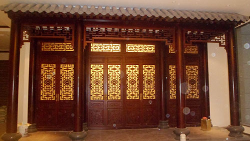 安福喜迎门中式木作为大家介绍传统中式门窗的种类